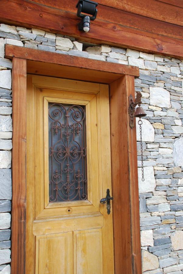 Chalet Edelweiss - Verbier, Mountain Views, Jacuzzi! Volleges Exterior photo
